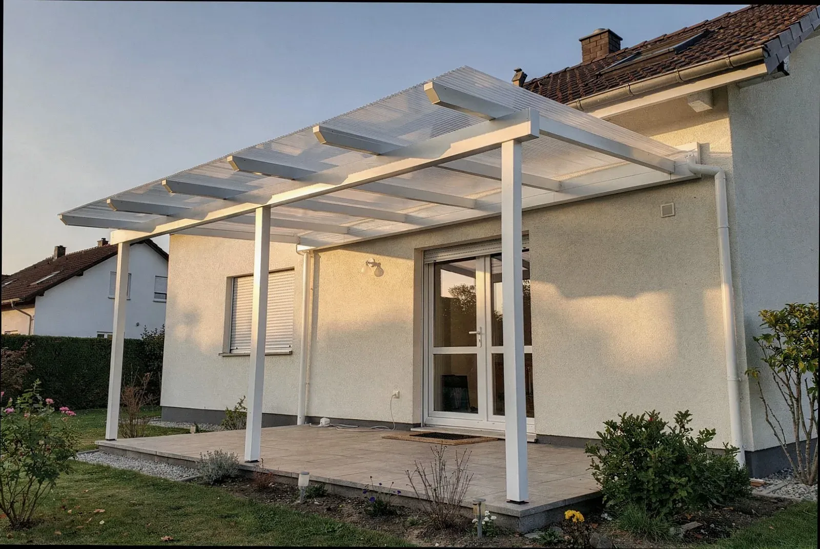 Freistehende Terrassenüberdachung in Koblenz